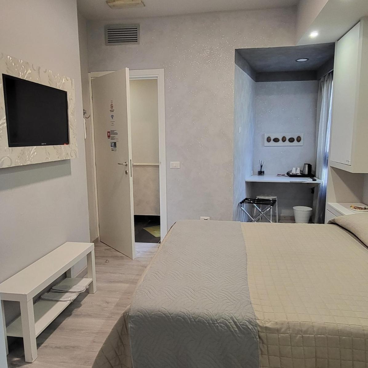 Illuvia 2 Affitta Camere Cornaredo Exterior foto